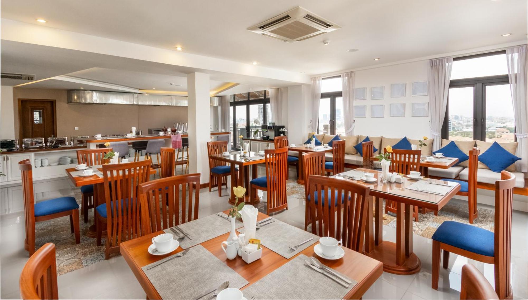 Jaya Suites Hotel Phnom Penh Dış mekan fotoğraf