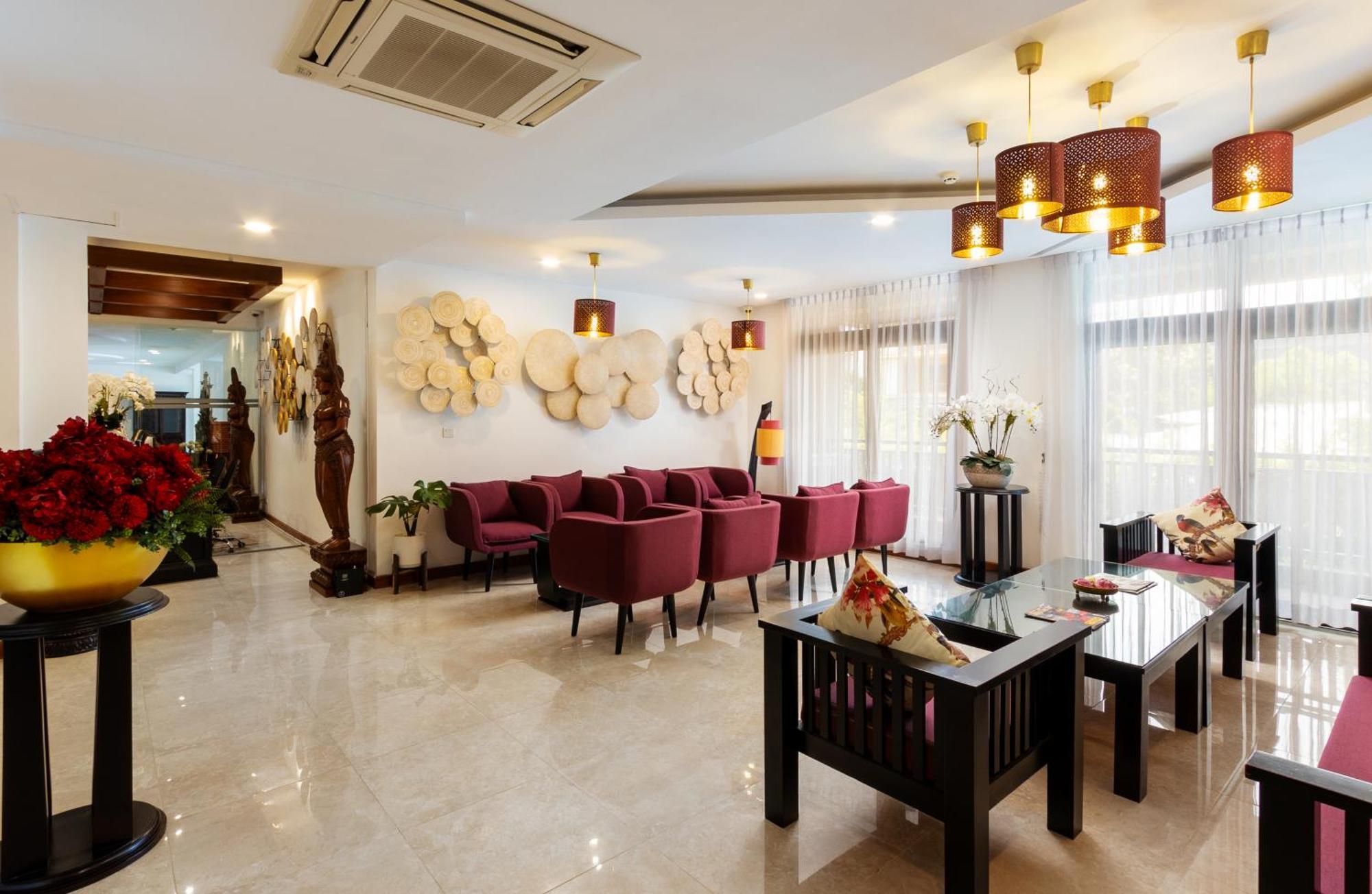 Jaya Suites Hotel Phnom Penh Dış mekan fotoğraf